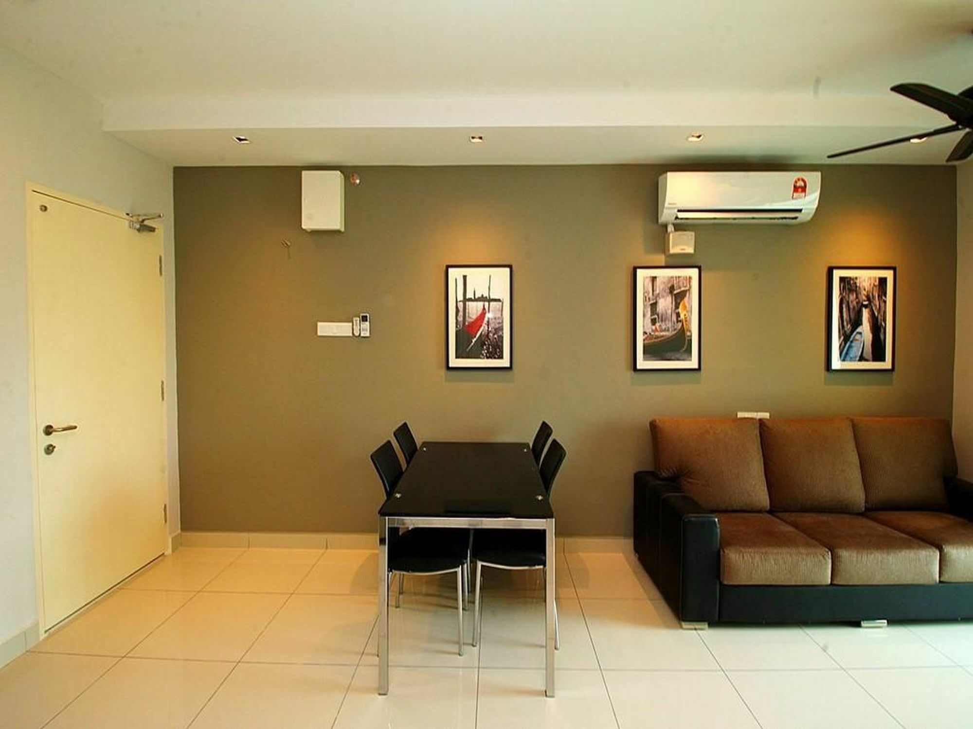 Mansion One Service Apartment George Town Extérieur photo