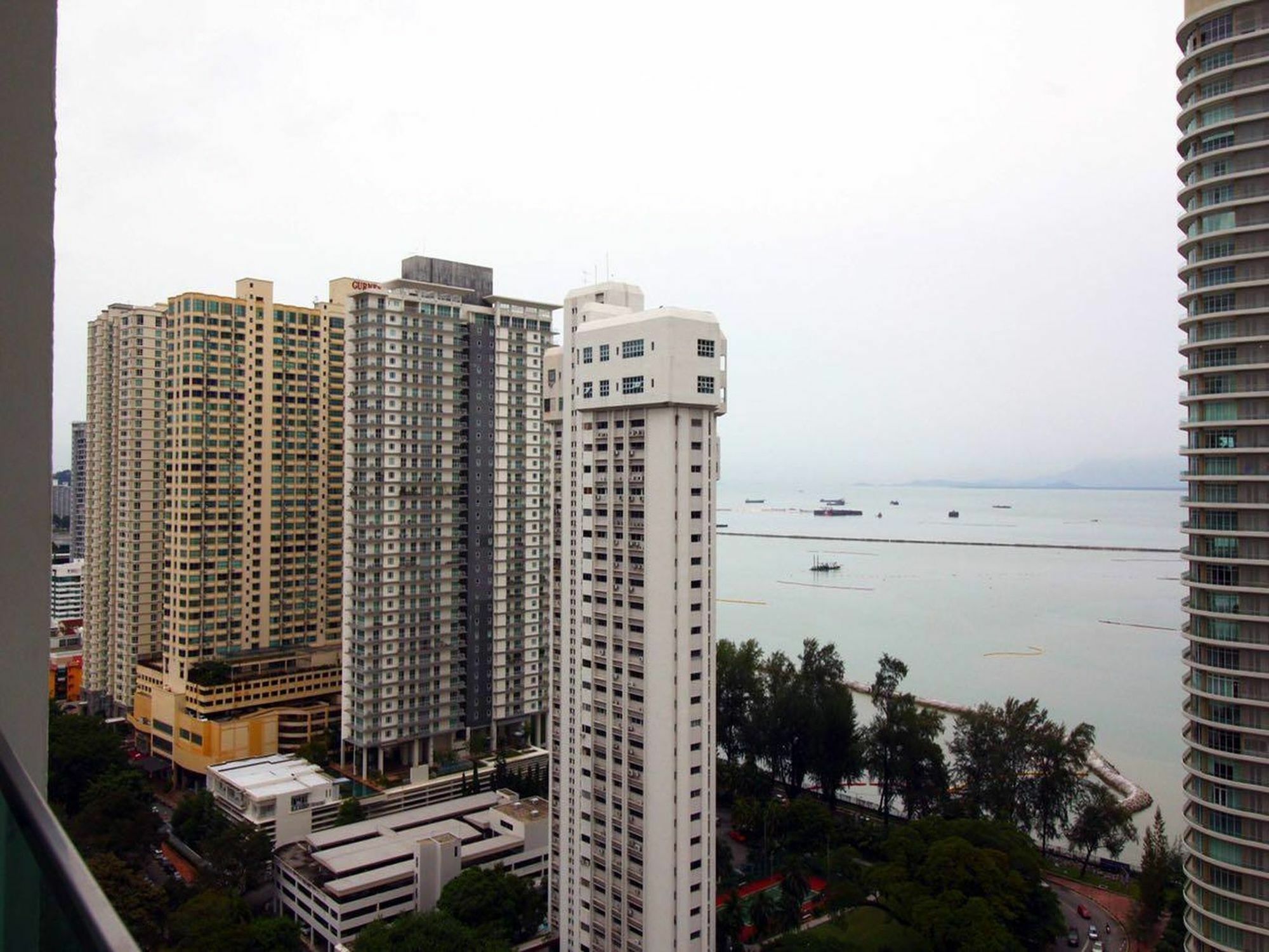 Mansion One Service Apartment George Town Extérieur photo