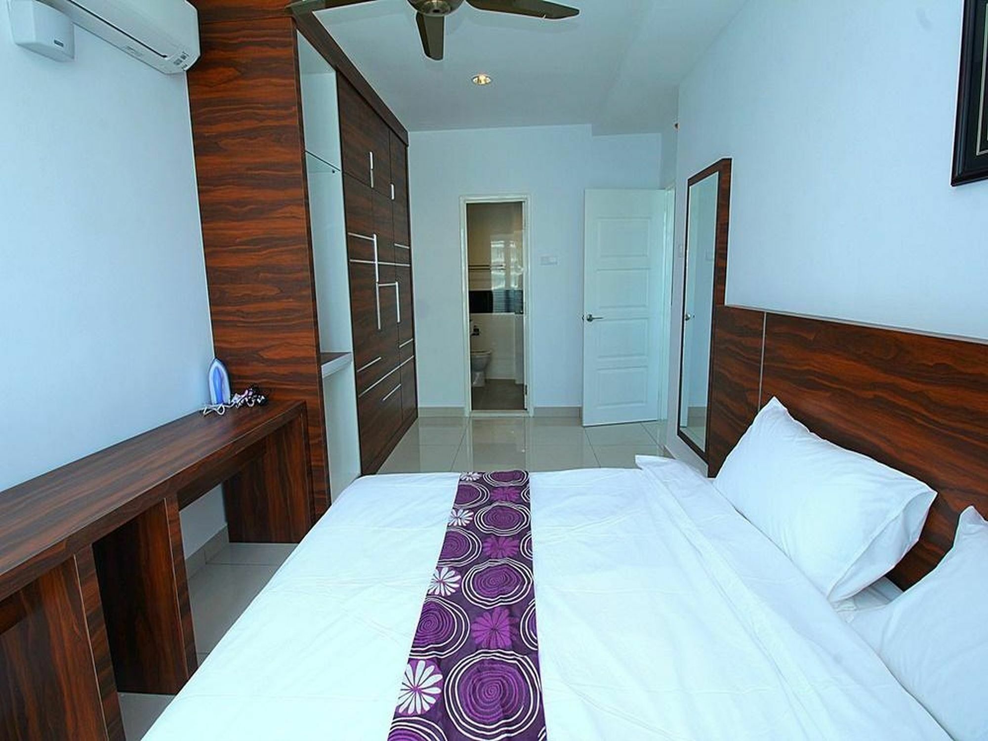 Mansion One Service Apartment George Town Extérieur photo