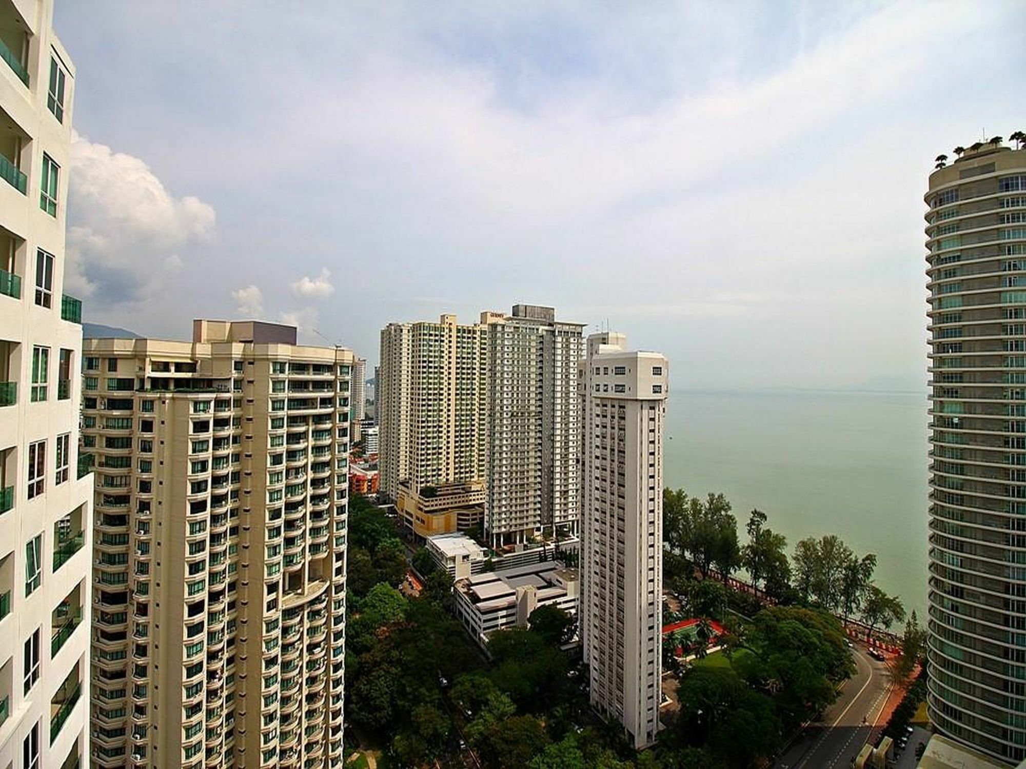 Mansion One Service Apartment George Town Extérieur photo