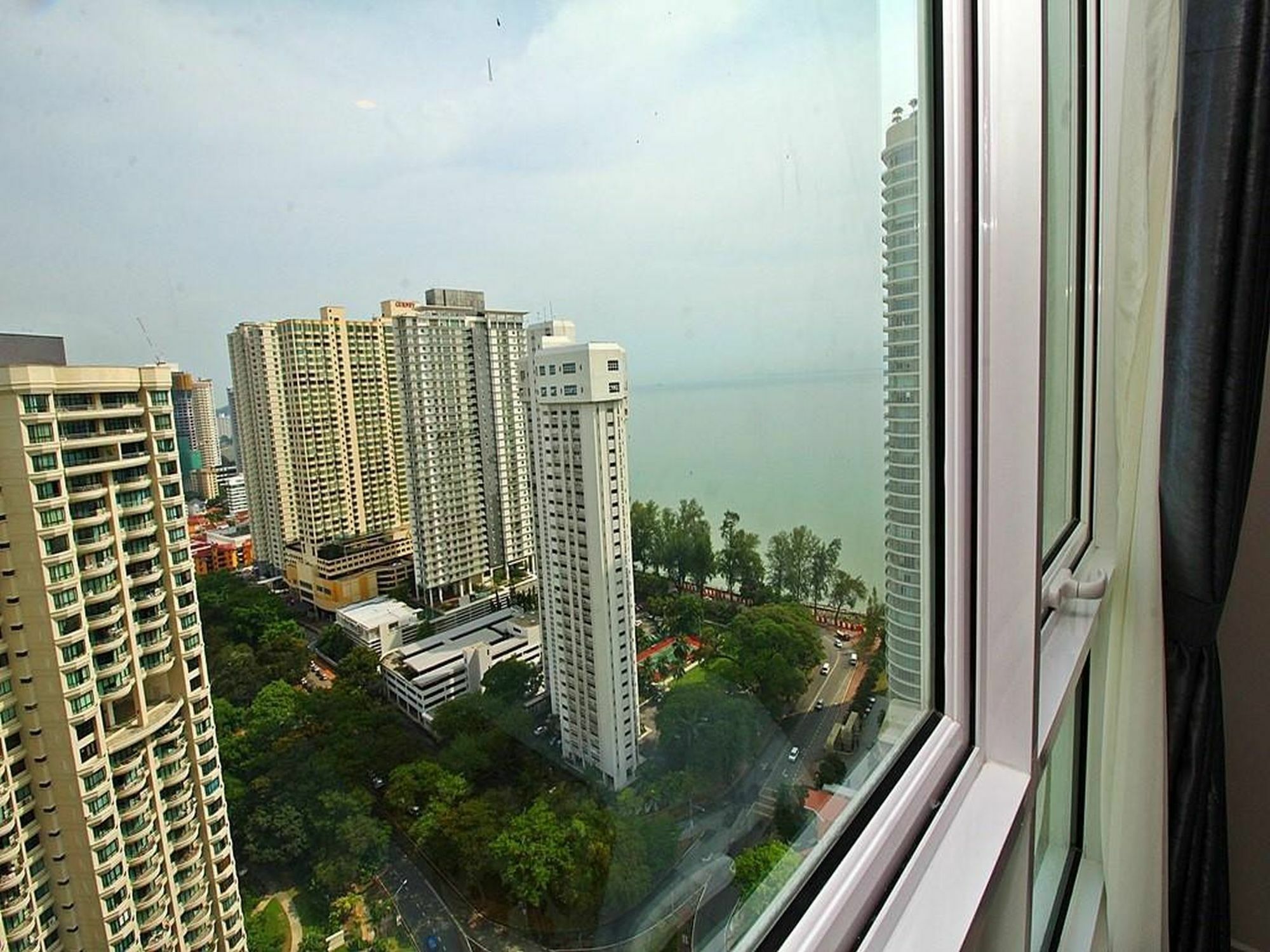 Mansion One Service Apartment George Town Extérieur photo